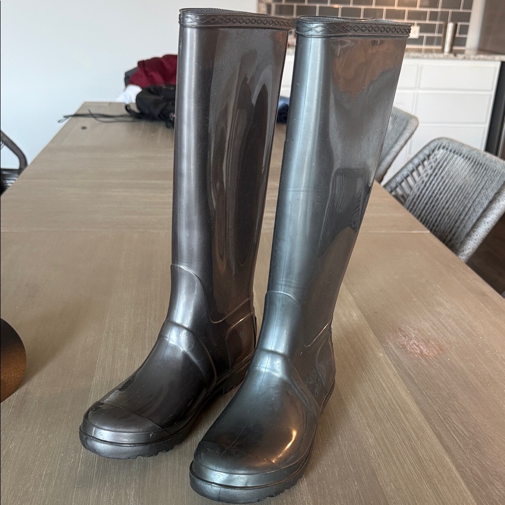 Austin Trading Co Glossy Gray Tall‎ Rain Boots Women’s 9